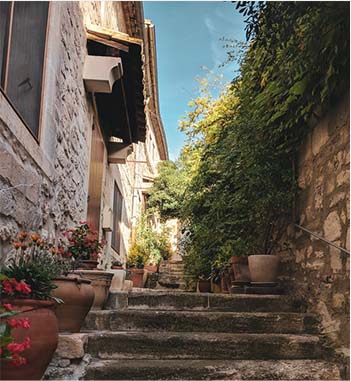 Luxestate